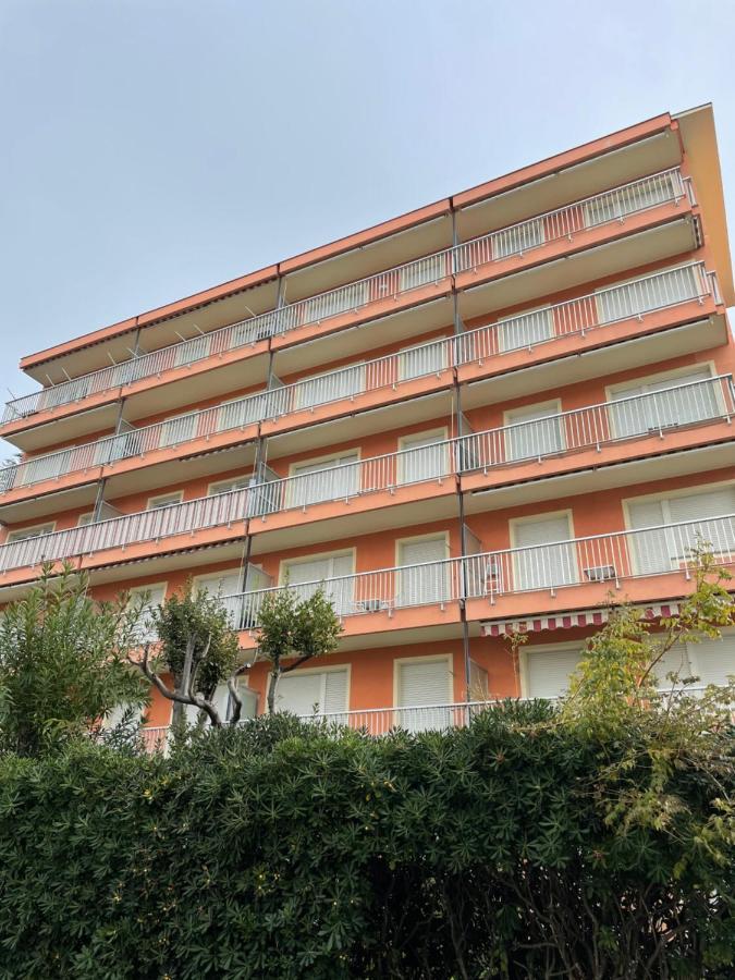 Residence Laura Bordighera Dış mekan fotoğraf